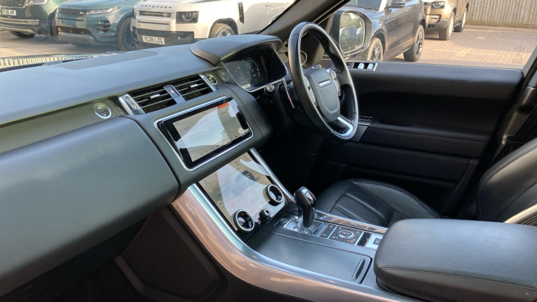 Land Rover Range Rover Sport 2.0 P400e HSE Dynamic 5dr Auto Estate